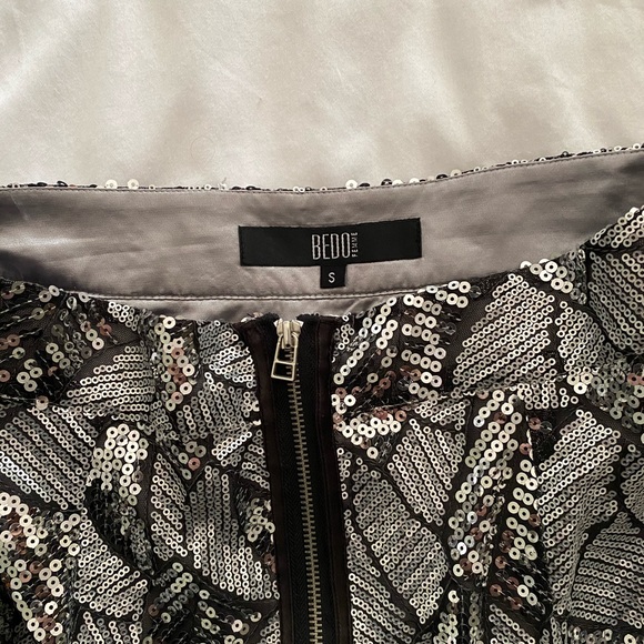 Bedo sequin mini skirt size S - Picture 2 of 3